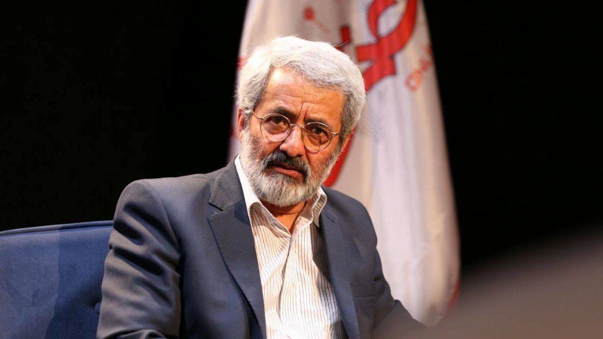 احمدی‌نژاد به دنبال کار تبلیغاتی است/حقانیان از بیت کنار گذاشته شده و در شوک است/ بذرپاش شانسی ندارد