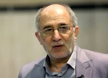 شورای نگهبان نشان دهد در بر همان پاشنه سابق نمی‌چرخد