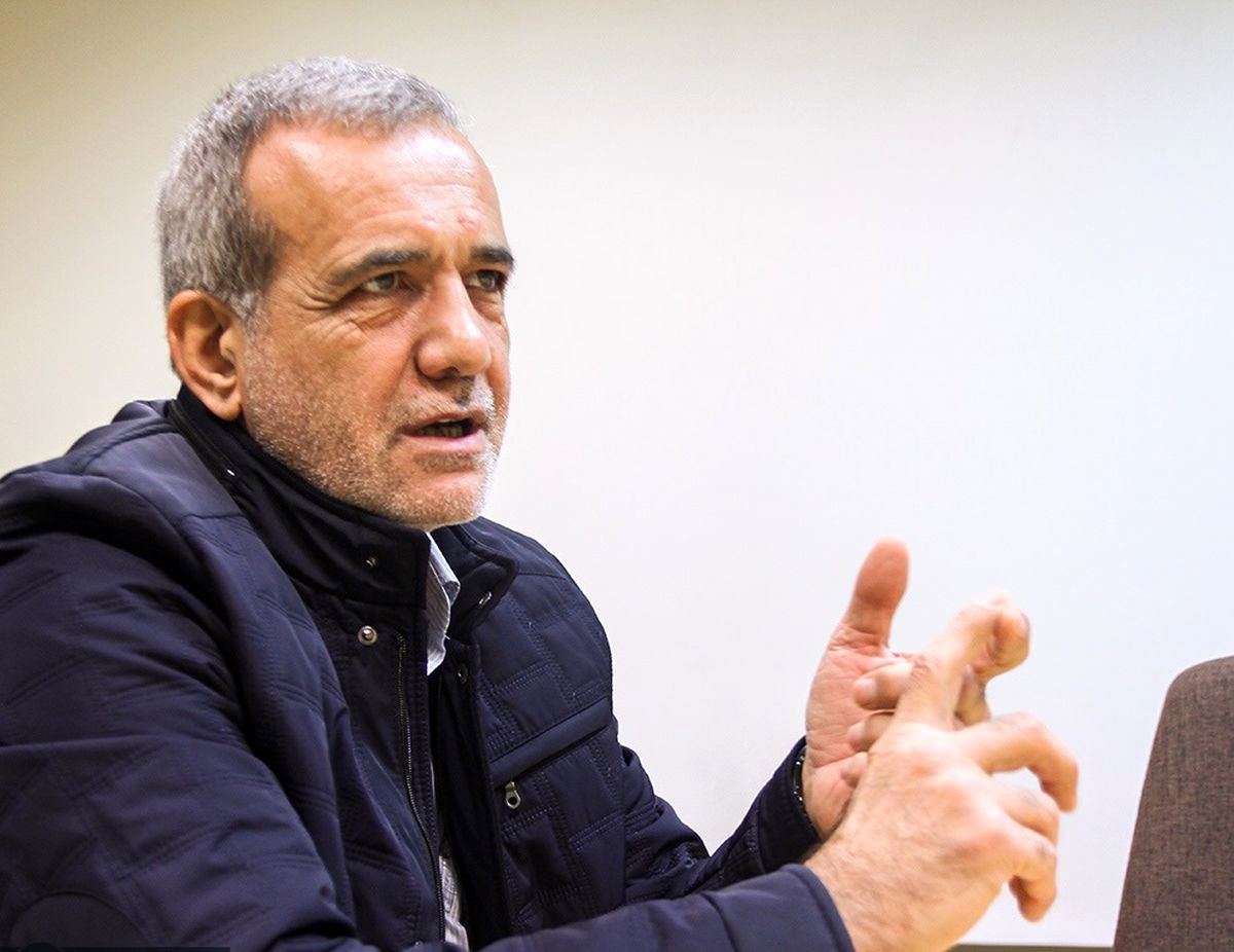 پزشکیان: باید مشخص شود که چه کسی مسئول است؟ چه باید بکند و اگر نکرد باید پاسخگو باشد/ مجریان را باید چابک‌تر کنیم/ اولویت ما اجرای سیاست‌های کلی و برنامه‌های موجود است/ باید با مردم آشتی کنیم