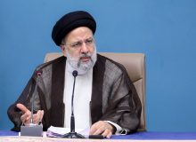 هیچ کس در دولت مسئولیت گرانی و تورم را قبول نمی کند، فقط از خودشان تعریف می کنند/ رئیسی اگر می خواهد رئیس جمهور بماند باید صدر تا ذیل کابینه را تغییر دهد
