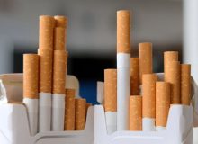 دود سیگار برای ما، سود سیگار برای خارجی ها!