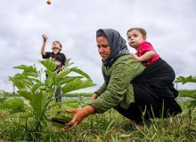 زنگ خطر زنانه شدن روستاهای ایران / دولت با چه ترفندی می خواهد مردان را به روستا برگرداند؟