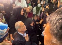 انتقاد پزشکیان از طرح مقابله با بی حجابی «نور»/ مداخله‌ای که به اسم نور انجام می‌دهند ما را به طرف سیاهی می‌کشد یا نور؟/ اگر باید کسی را بزنند ما مسئولین هستیم نه این بچه ها، آنها در مدارس ما تربیت یافتند