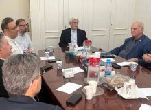عارف: با حضور پزشکیان برخی روندهای نامطلوب فعلی متوقف می‌شود