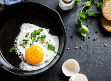 افراد بالای ۴۰ سال حتما این ۸ غذا را بخورند