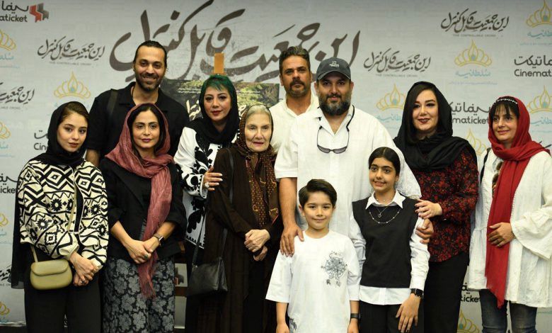 من فقط بلدم بازی کنم ، حرف بزنم هول می‌شوم