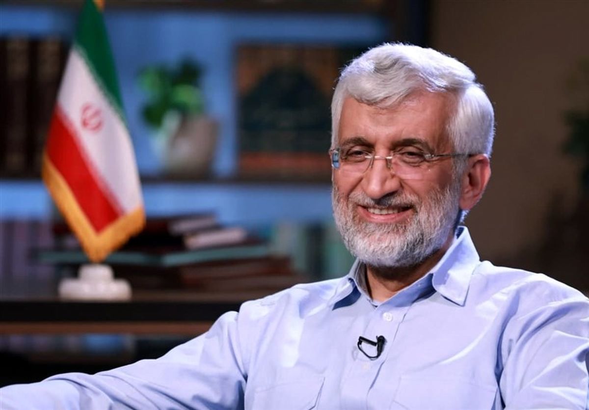 سعید جلیلی: قصد کناره گیری ندارم و تا آخر ایستاده‌ام/ این مسیر جای تعارف نیست/ کشور را نباید معطل مذاکرات با چند کشور نگه داشت/ پاسخ به بحث FATF که پورمحمدی در مناظره بیان کرد