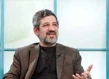 تشبیه مناظره به زمین فوتبال توسط یک چهره سیاسی