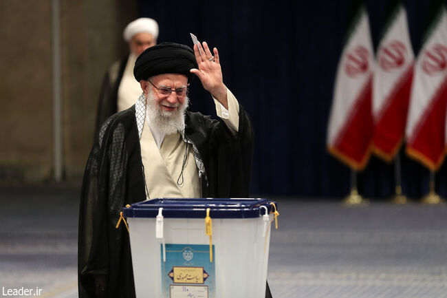 حضور رهبر انقلاب در انتخابات ریاست جمهوری چهاردهم