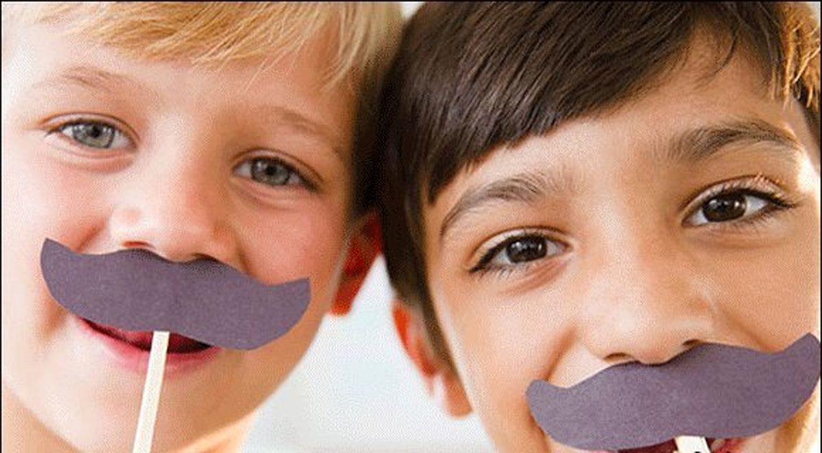 تا چه حد و مرزی می‌توانید با کودکان شوخی کنید؟