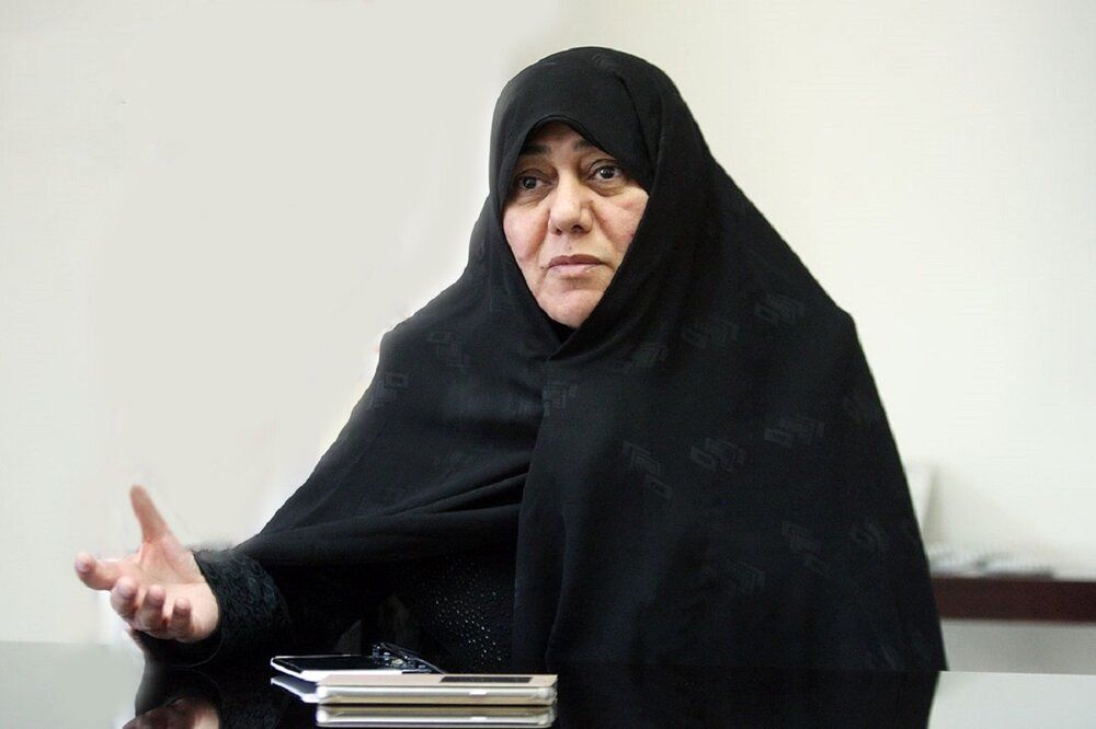 پزشکیان بیاید تا سال ۱۴۰۷ در ایران دیگر حجاب نداریم/ ۲۰ میلیون نفر در غرب پدرشان را نمیشناسند