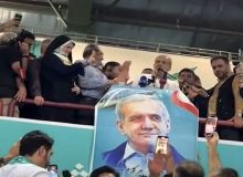 شعار «پزشکیان زنده باد خاتمی پاینده باد» در پل حافظ پس از اجتماع بزرگ حامیان پزشکیان/ ویدئو
