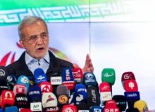 حاجی میرزایی و قائم پناه، دفتر جدید پزشکیان را تحویل گرفتند