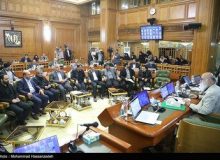 واکنش عضو شورای شهر تهران به پیشنهاد 7ساله شدن عمر شورا توسط مهدی چمران: مردم از عملکرد ما راضی نیستند، چرا باید بمانیم؟