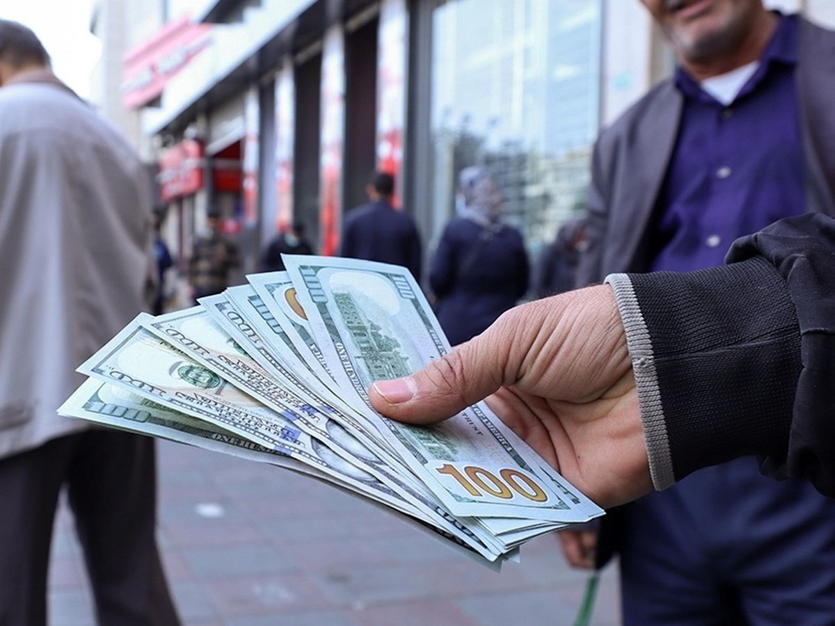 دو سیگنال جدید به بازار ارز؛ ریزش قیمت دلار شدید شد
