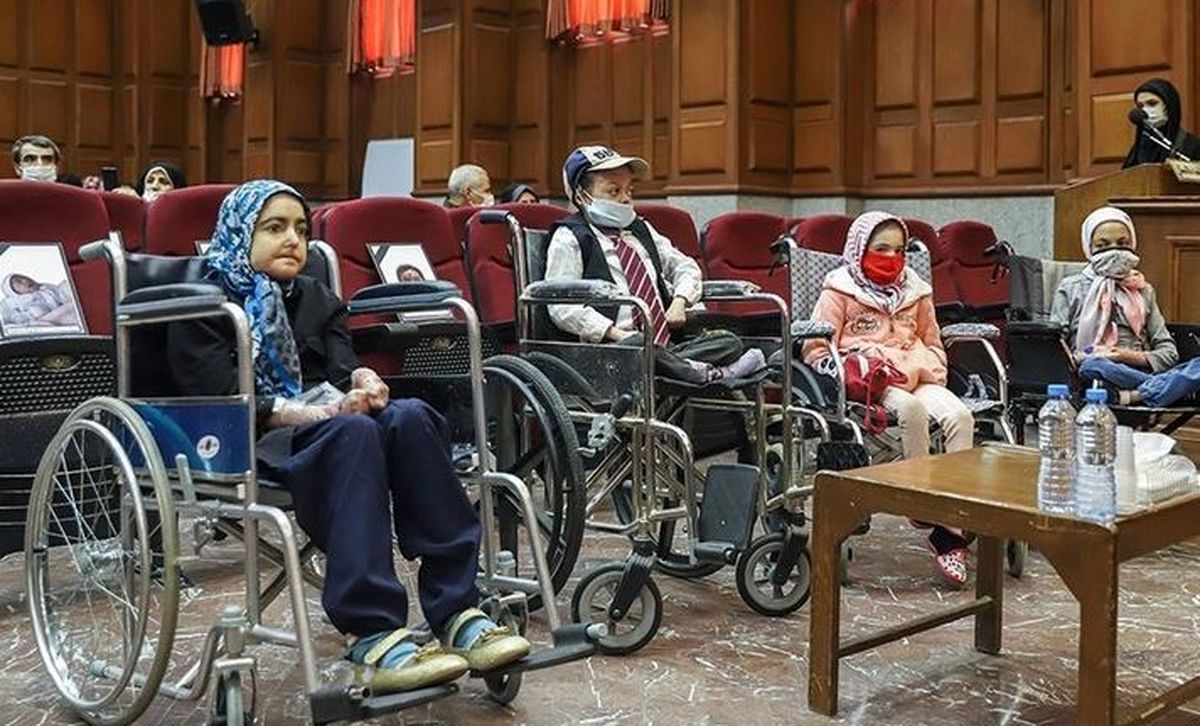 محکومیت دولت آمریکا به دلیل تحریم کودکان پروانه‌ای/ آمریکا باید به کودکان بیمار و خانواده آن‌ها بیش از ۶ میلیارد و ۷۰۰ میلیون دلار غرامت پرداخت کند