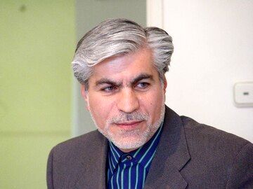 عادلی رئیس پیشین بانک مرکزی: از خود بپرسید چرا بعد از رئیس جمهورشدن پزشکیان، نرخ ارز کاهش یافت