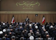 توصیه موکد من تعامل سازنده مجلس با دولت جدید است‌/ باید از بن دندان باور کرد که پیروزی رئیس جمهور پیروزی همه ماست/ مجلس صرفاً یک نهاد پرسشگر نیست بلکه پاسخگو هم هست و نباید منشاء تشنج در افکار عمومی باشد/ باید در مسائل مهم صدای واحد از کشور شنیده شود