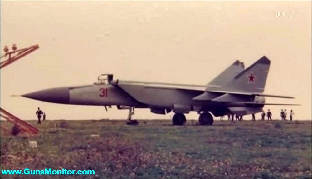 داستان خلبان شوروی که سوار بر یک میگ-25 به ژاپن فرار کرد