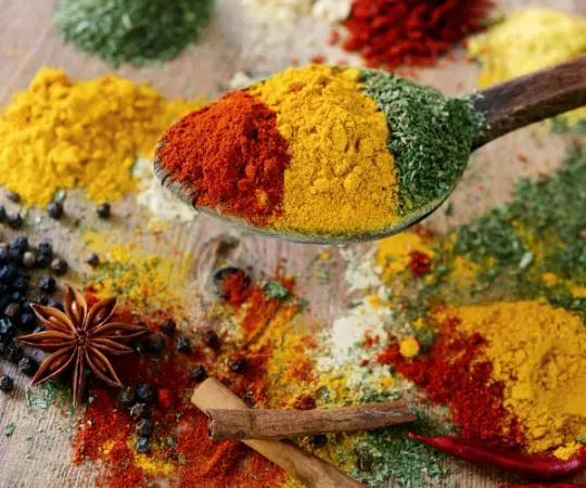 طعم دهنده های پودری خوراکی: راز لذت طعم های حرفه ای در هر لقمه خرید اسانس گوشت