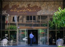 تکذیب رسمی افزایش قیمت خودرو؛ خودروسازان منتظر تصمیم وزارت صمت