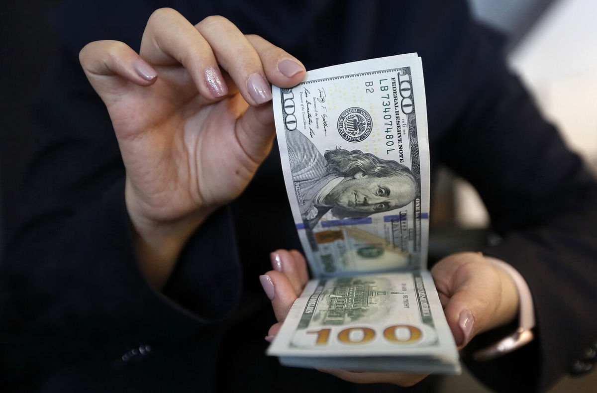 آخرین قیمتها در بازار تجاری؛ دلار توافقی رشد کرد