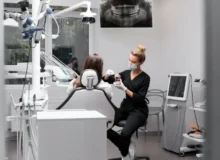 بررسی خدمات کلینیک‌ های دندانپزشکی مدرن