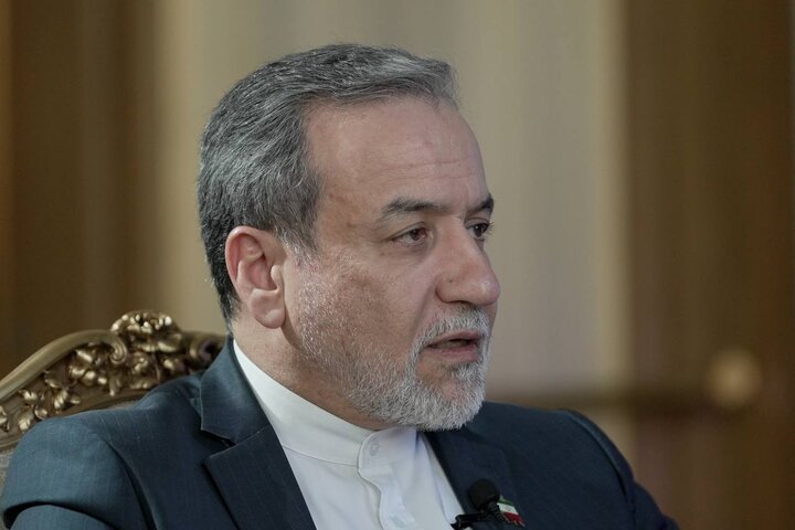 تقدیر وزیر امور خارجه از سپاه حفاظت هواپیمایی