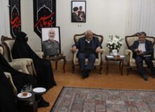 حزب مؤتلفه اسلامی با خانواده  سردار سپهبد شهید حسین سلامی دیدار کردند