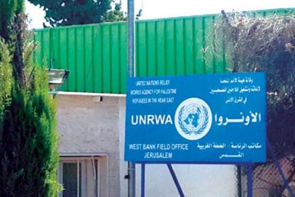 رئیس پارلمان عربی: یورش به مقر آنروا جنایتی فجیع است
