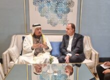 ترامپ به دنبال تسلط بر نفت منطقه است؛ صلح جهانی در خطر است