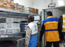 جمع‌آوری بیش از ۴۶۰ کیلوگرم مرغ تاریخ‌گذشته از مراکز پخش زاهدان