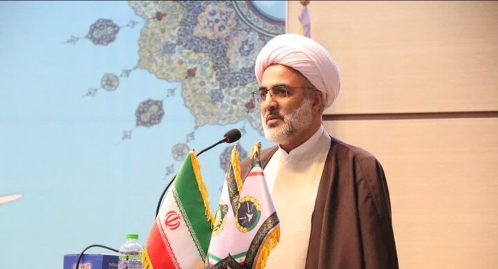 حجتالاسلام بهمن: موظفیم حقایق را برای مردم تبیین کنیم