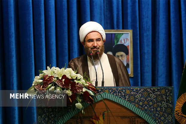 حجت‌الاسلام حاج‌علی‌اکبری: ملت ایران همواره کمر فتنه‌ها را شکسته است