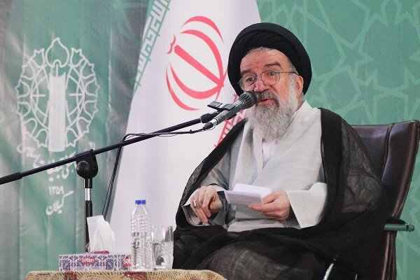 خاتمی: به ملت آمریکا می‌گوییم این رئیس جمهور مایه آبروریزی شماست