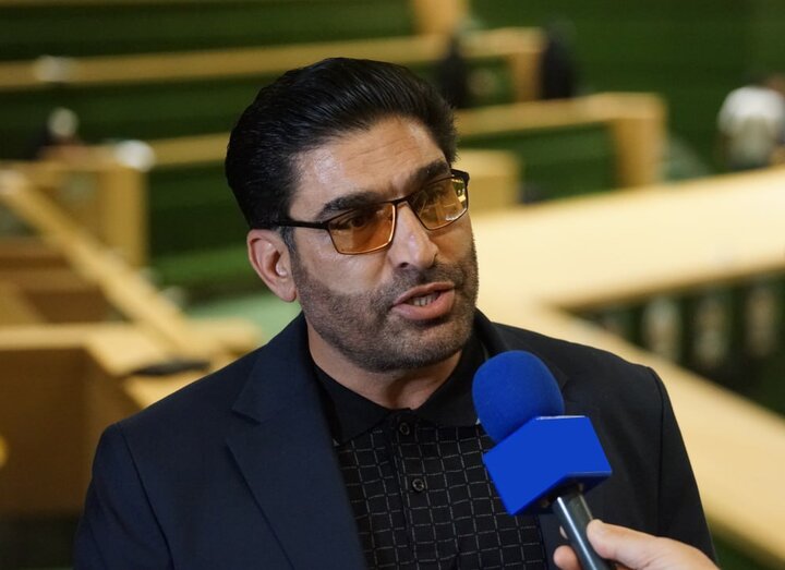 درآمدها و فرآورده‌های نفتی یکی از محورهای اصلی تأمین بودجه کشور است