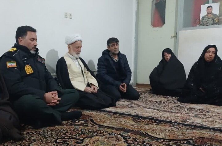 دری: هوشیاری ملت و قاطعیت نیروهای مسلح مانع شکست نظام است