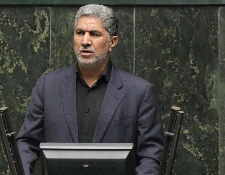 سنگدوینی: قیمت کالاهای اساسی باید ثابت بماند