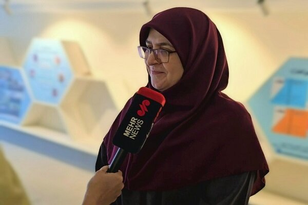 مهاجرانی: قمار روی خاندان‌های شکست‌خورده تاریخی محکوم به ناکامی است