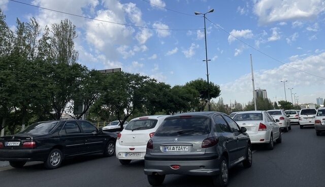 وضعیت ترافیک امروز تهران / معابر و بزرگراه‌ها روان و بدون مشکل شدند