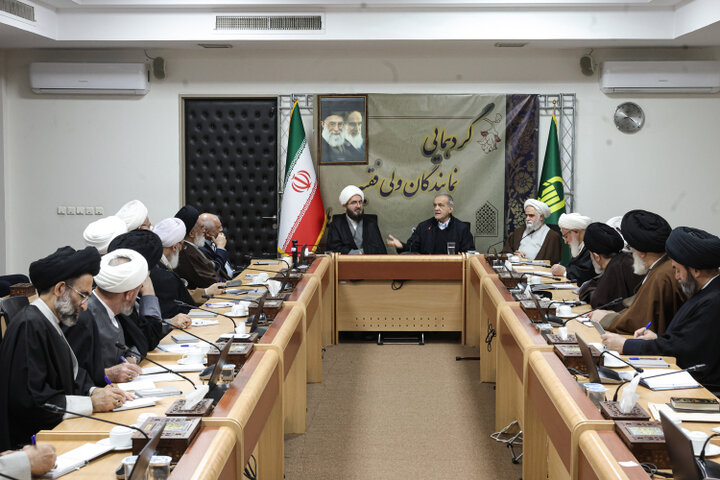 پزشکیان: غفلت از نسل جوان یکی از زمینه‌ها و علل بروز حوادث اخیر بود