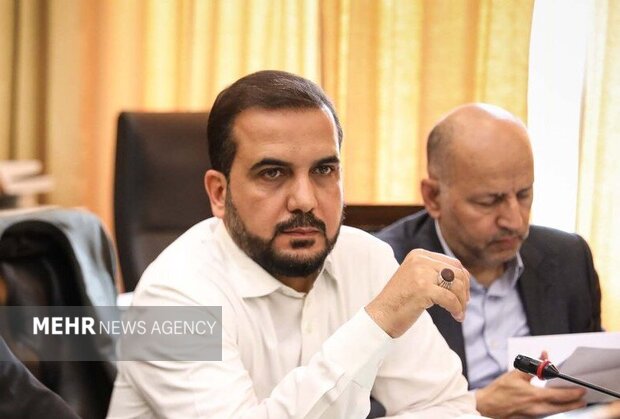 یوسفی: حقوق گمرکی خودروهای وارداتی به ۴ درصد کاهش یافت