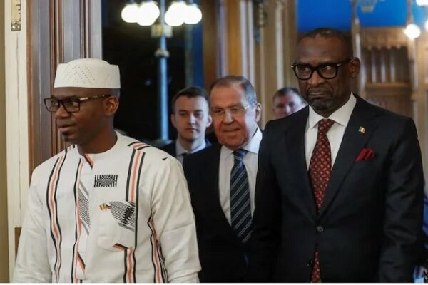 آمریکا تحریمها علیه ۳ مقام ارشد «مالی» را لغو کرد