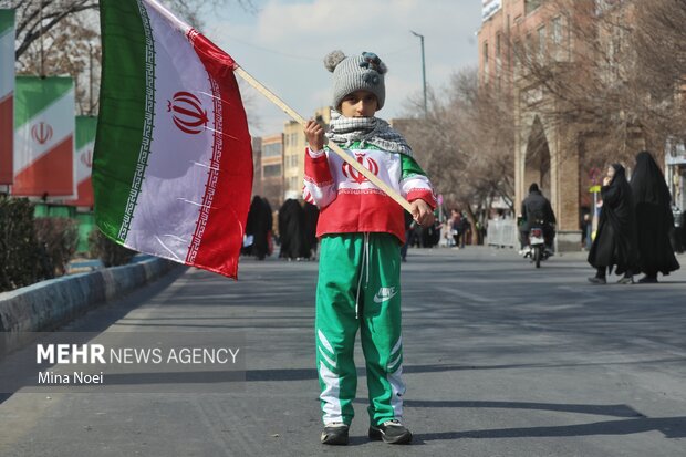 ارژنگ: راهپیمایی ۲۲ بهمن اولویت مدیران دستگاهها باشد