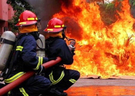 اعزام اورژانس به محل حریق در بازارچه بزرگ جنت آباد