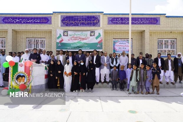 افتتاح مجتمع آموزشی شبانهروزی در «حقآباد» شهرستان سیب و سوران