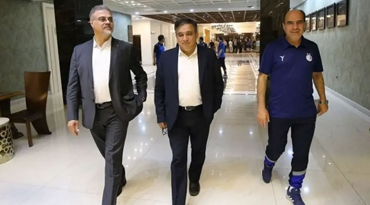 افشاگری تاجرنیا از قرارداد ساپینتو/ علت حضورش در رختکن استقلال چه بود؟