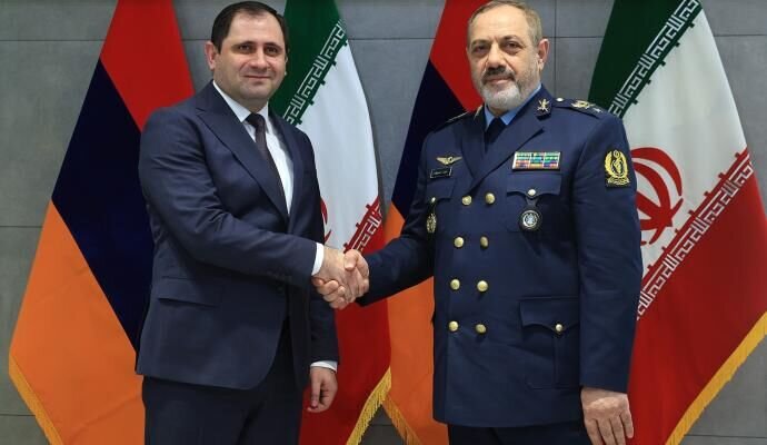 امیر نصیرزاده: اگر جنگ رخ دهد درسی فراموشنشدنی به دشمن خواهیم داد