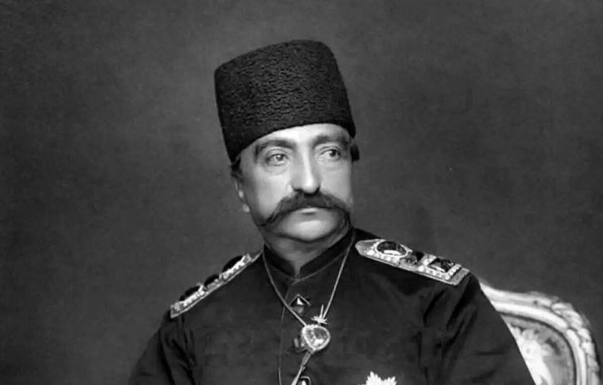 اولین سلفی ایران / ناصرالدین‌شاه در کاخ گلستان + عکس