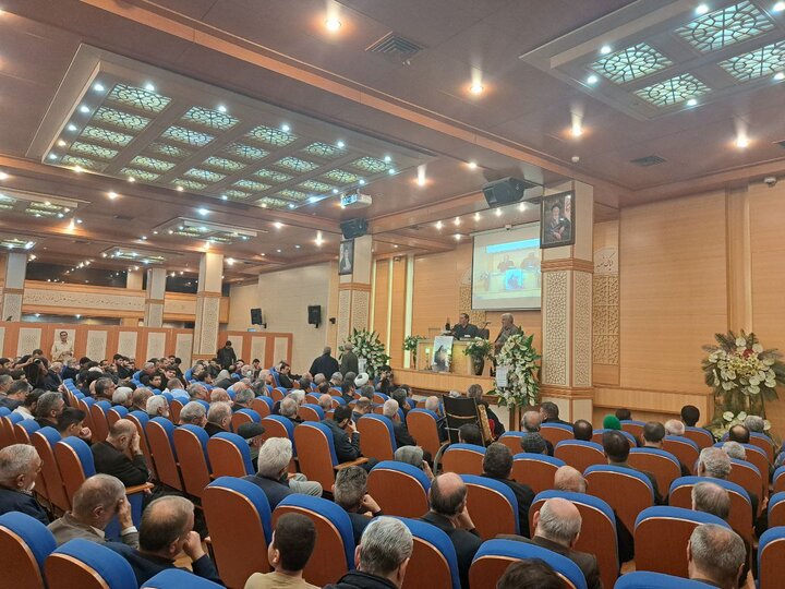 برگزاری مراسم ختم مادر شهید متوسلیان